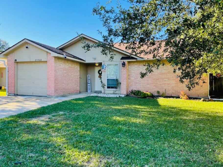 3 Bedroom Entire Home - Centrally Located In Katy, Texas Exterior foto