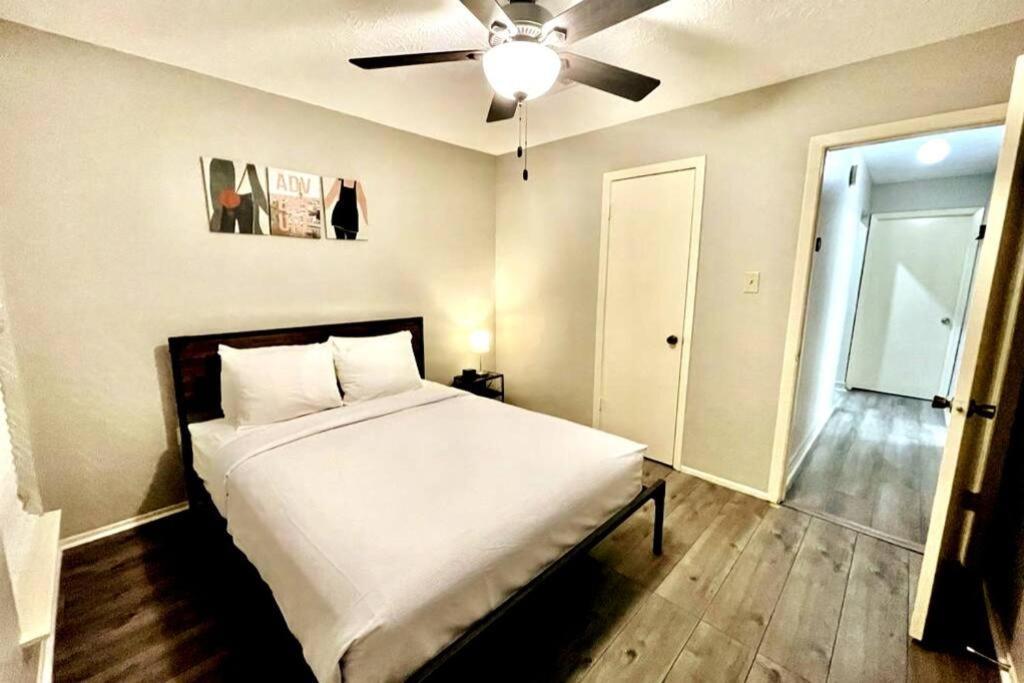 3 Bedroom Entire Home - Centrally Located In Katy, Texas Exterior foto